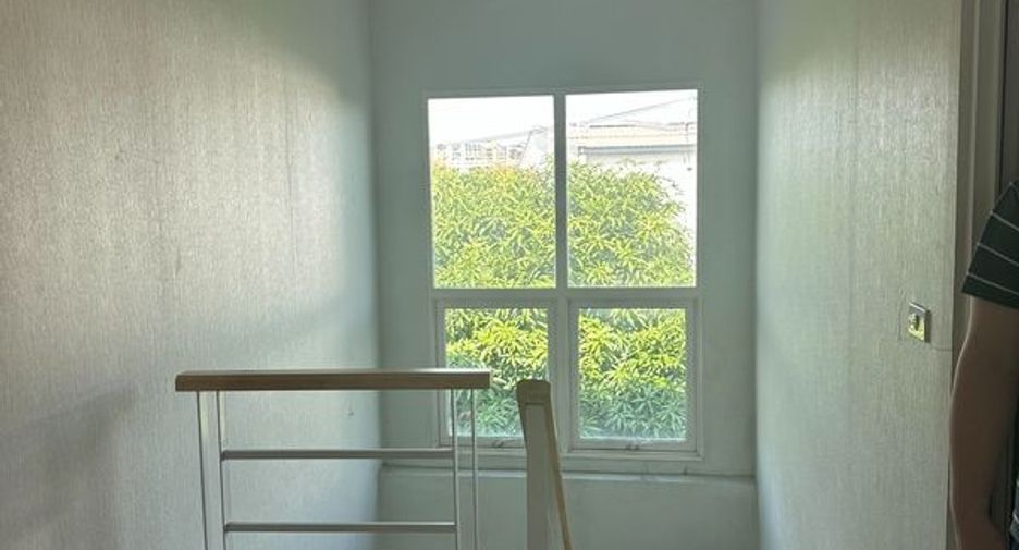 Продажа 3 спальни таунхаус в Кхан На Яо, Бангкок