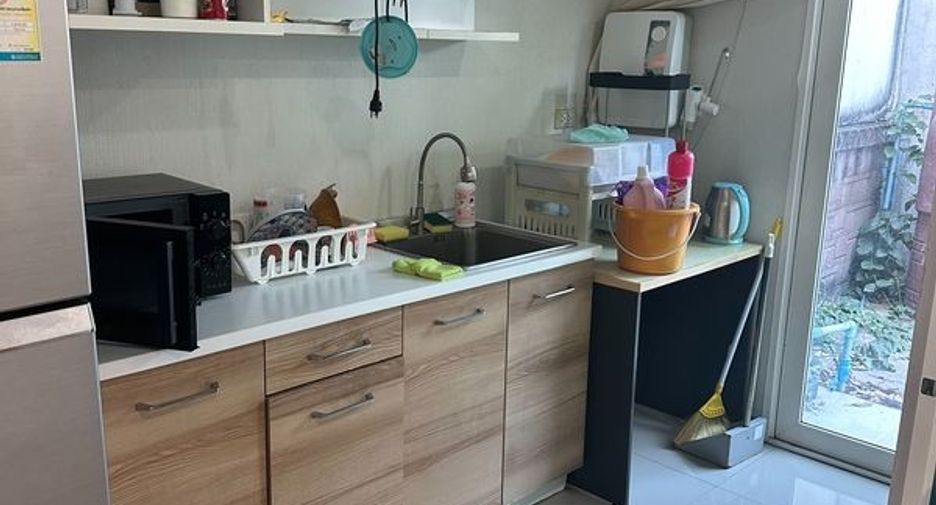Продажа 3 спальни таунхаус в Кхан На Яо, Бангкок