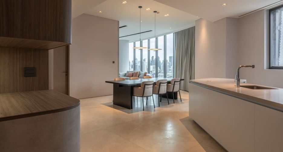 For rent 2 bed condo in Khlong San, Bangkok
