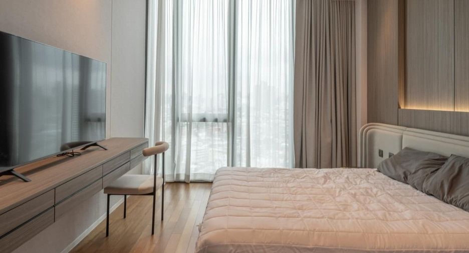 For rent 2 bed condo in Khlong San, Bangkok