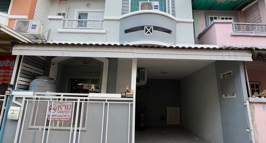 For sale 3 bedrooms townhouse in Lam Luk Ka, Pathum Thani