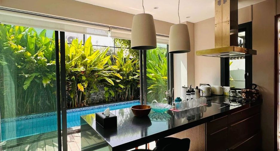 For rent 3 ベッドルーム house in Watthana, Bangkok