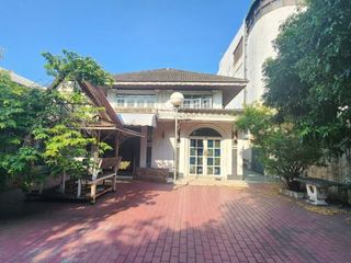 For sale 5 Beds house in Dusit, Bangkok