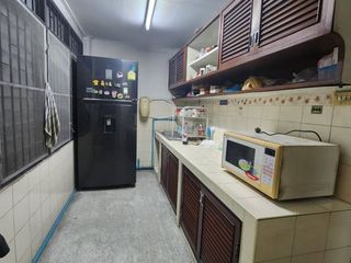 For sale 5 Beds house in Dusit, Bangkok