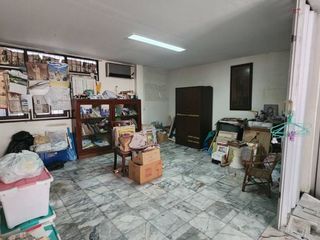 For sale 5 Beds house in Dusit, Bangkok