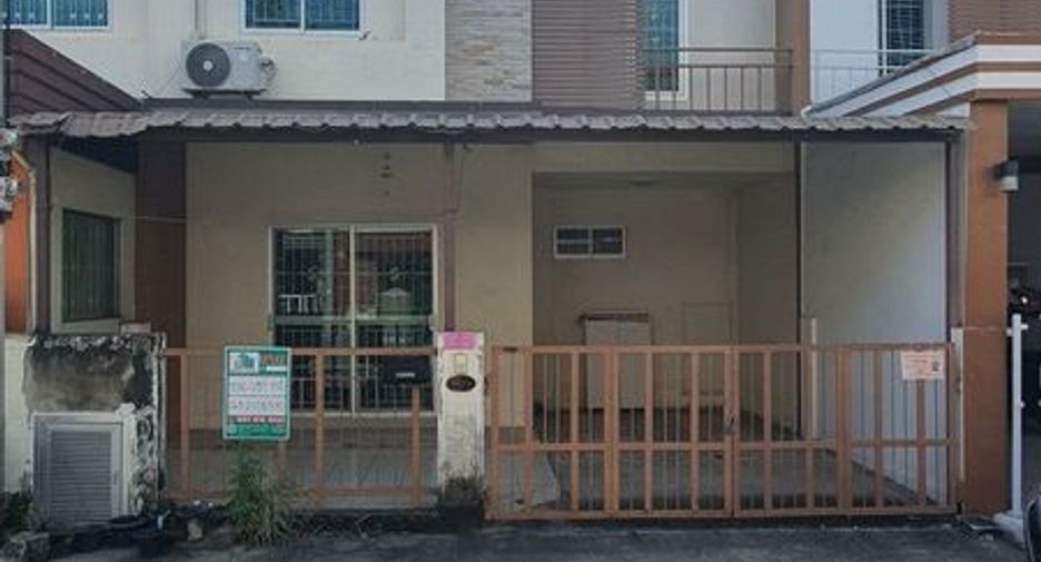 Reihenhaus zum Kauf mit 4 Zimmer in Lam Luk Ka, Pathum Thani