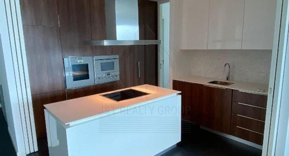 Wohnung zur Miete und zum Kauf mit 3 Zimmer in Pathum Wan, Bangkok
