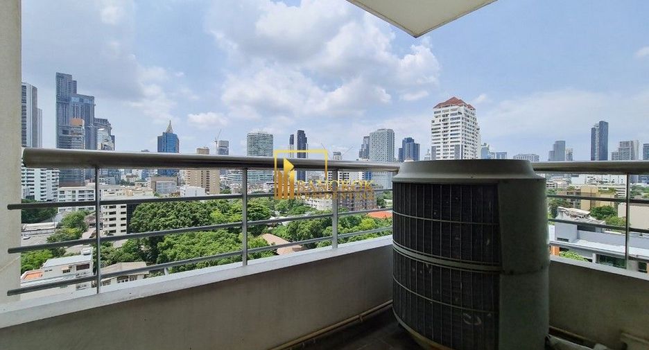 For rent 3 ベッドルーム condo in Watthana, Bangkok