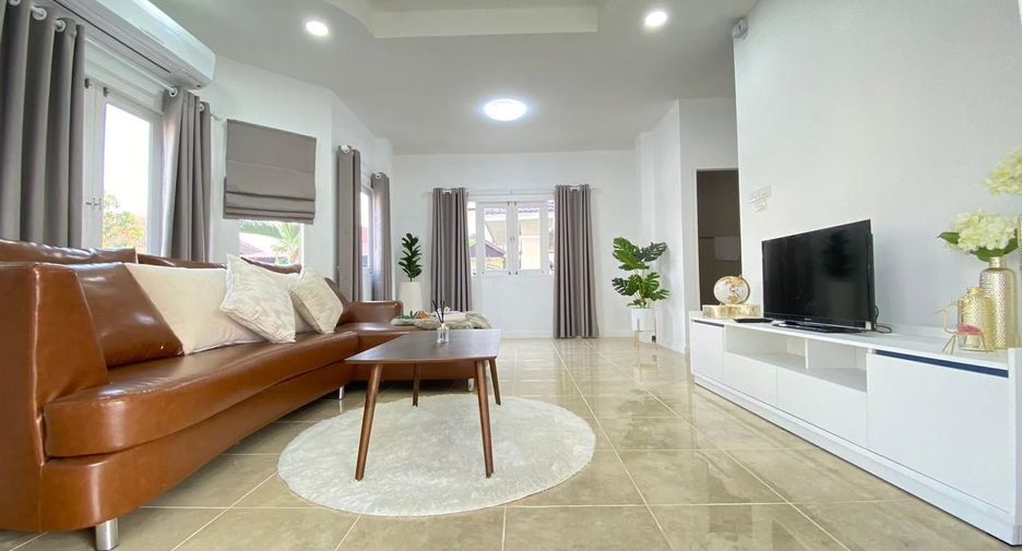 For rent 4 bedrooms house in San Sai, Chiang Mai