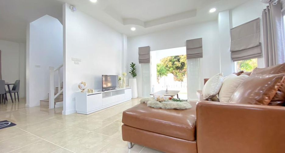 For rent 4 bedrooms house in San Sai, Chiang Mai