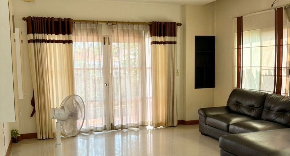 For sale 3 bedrooms house in Mueang Phetchaburi, Phetchaburi