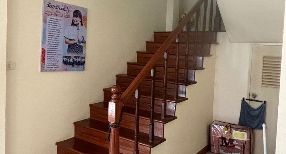 For sale 3 bedrooms house in Mueang Phetchaburi, Phetchaburi