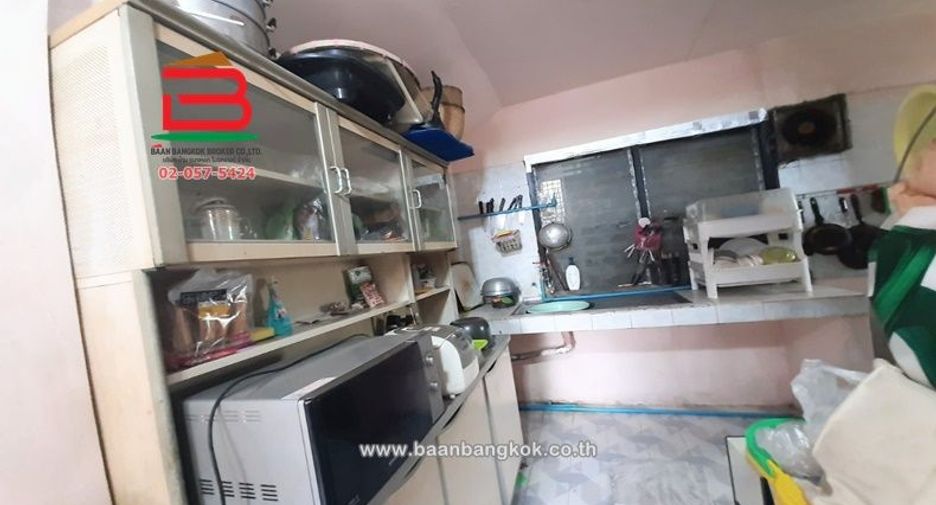 À vendre 3 chambres maison à Bang Kapi, Bangkok