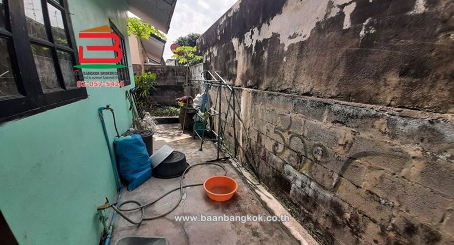 À vendre 3 chambres maison à Bang Kapi, Bangkok