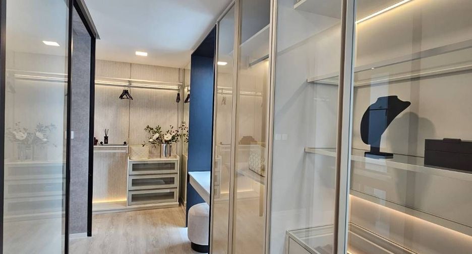 Casa en venta de 4 habitaciones en Bang Phli, Samut Prakan