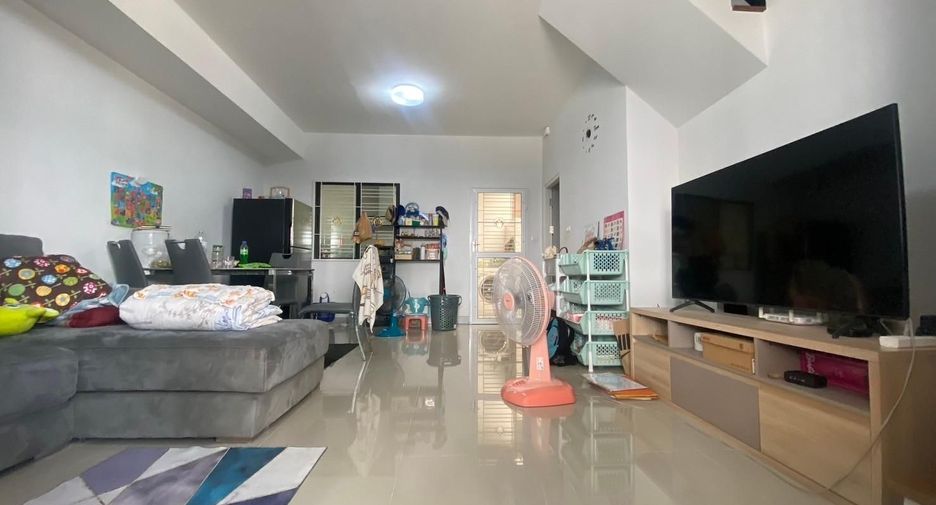 For rent そして for sale 3 ベッドルーム townhouse in Bang Bua Thong, Nonthaburi