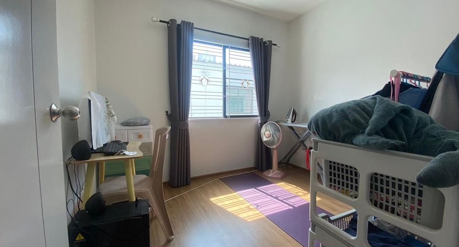 For rent そして for sale 3 ベッドルーム townhouse in Bang Bua Thong, Nonthaburi