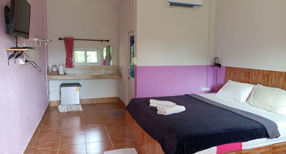 For sale 8 bedrooms villa in Pran Buri, Prachuap Khiri Khan