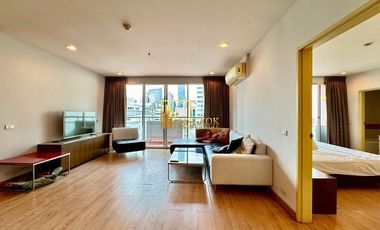 For rent 2 bedrooms condo in Bang Rak, Bangkok