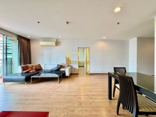 For rent 2 bedrooms condo in Bang Rak, Bangkok