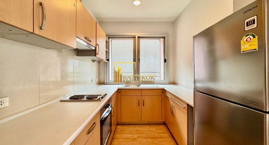 For rent 2 bedrooms condo in Bang Rak, Bangkok