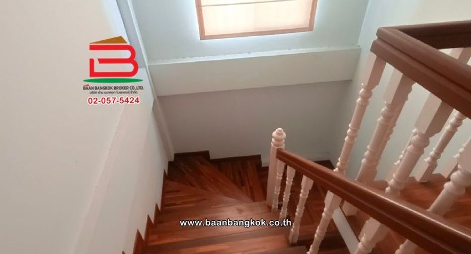 For sale 4 Beds townhouse in Mueang Nonthaburi, Nonthaburi
