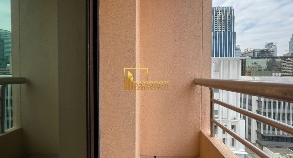 For rent 2 bedrooms condo in Pathum Wan, Bangkok