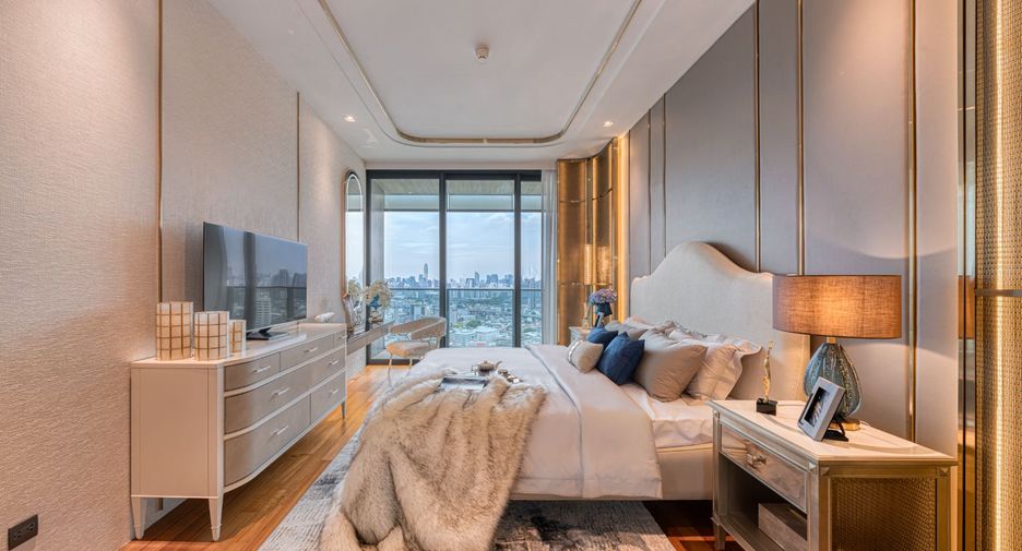 For sale 2 bed condo in Khlong San, Bangkok