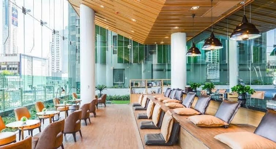For rent 1 bed condo in Pathum Wan, Bangkok