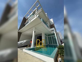 For rent そして for sale 4 Beds house in Bang Na, Bangkok