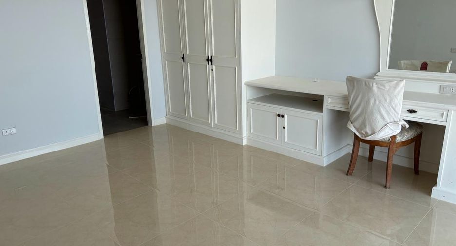 For sale 2 bedrooms condo in Cha Am, Phetchaburi