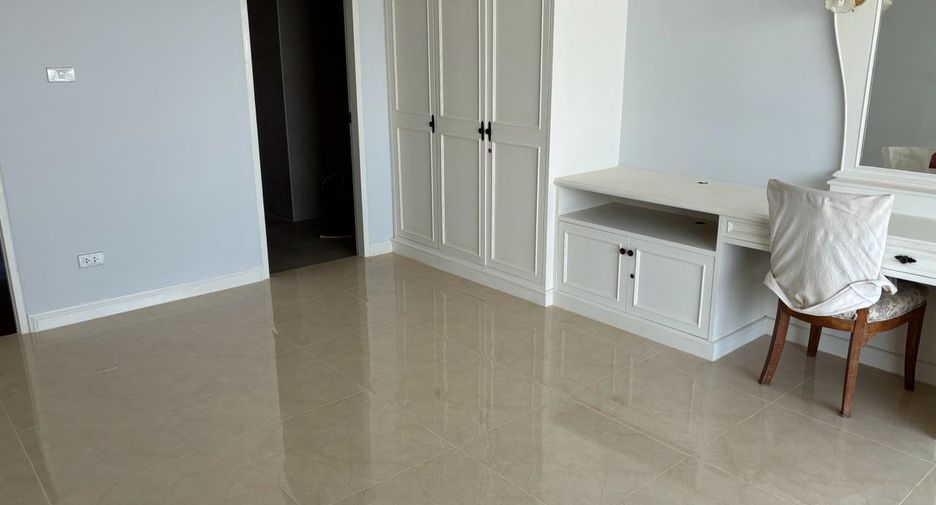 For sale 2 bedrooms condo in Cha Am, Phetchaburi