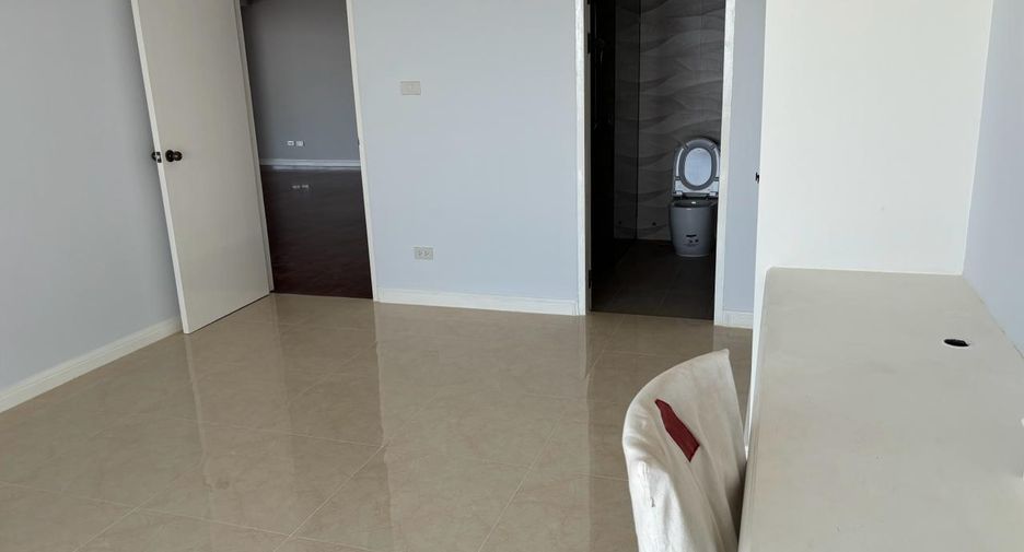 For sale 2 bedrooms condo in Cha Am, Phetchaburi