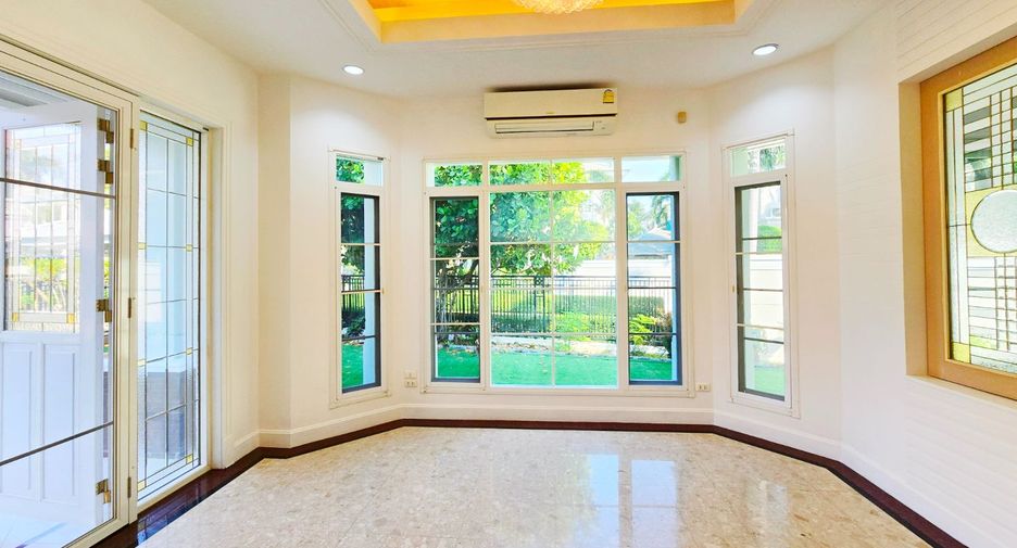 For sale 4 bedrooms house in Phasi Charoen, Bangkok