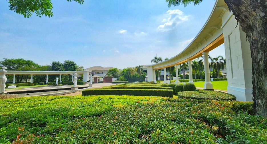 For sale 4 bedrooms house in Phasi Charoen, Bangkok