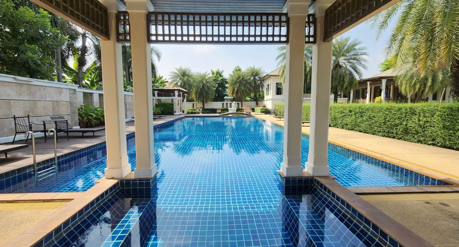 For sale 4 bedrooms house in Phasi Charoen, Bangkok