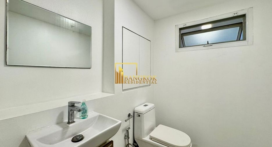 Reihenhaus zur Miete mit 3 Zimmer in Watthana, Bangkok
