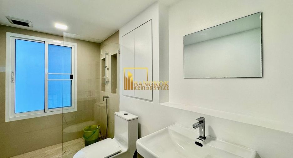 Reihenhaus zur Miete mit 3 Zimmer in Watthana, Bangkok