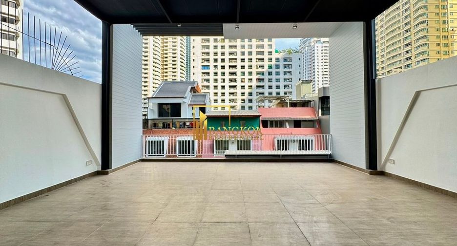 Reihenhaus zur Miete mit 3 Zimmer in Watthana, Bangkok