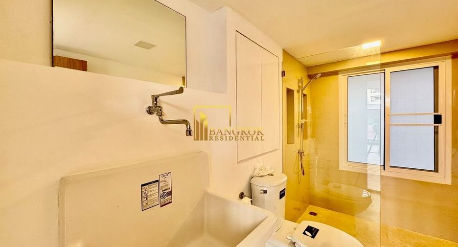 Reihenhaus zur Miete mit 3 Zimmer in Watthana, Bangkok