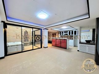For sale 7 bed townhouse in Bang Lamung, Chonburi