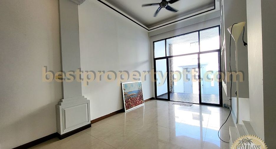 For sale 7 bedrooms townhouse in Bang Lamung, Chonburi