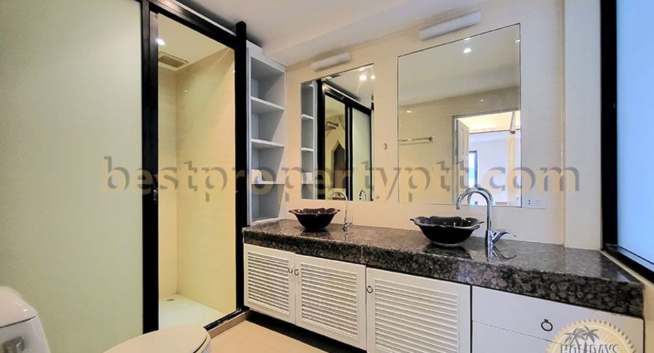 For sale 7 bedrooms townhouse in Bang Lamung, Chonburi