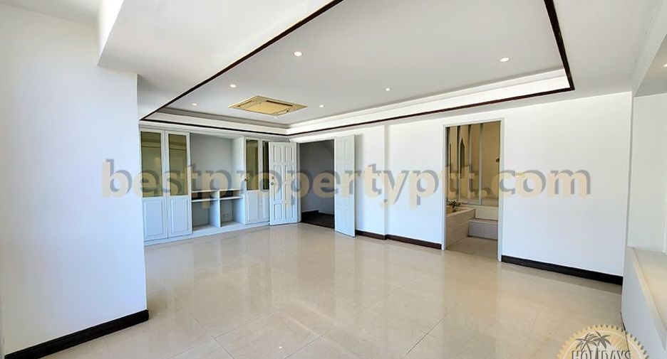 For sale 7 bedrooms townhouse in Bang Lamung, Chonburi