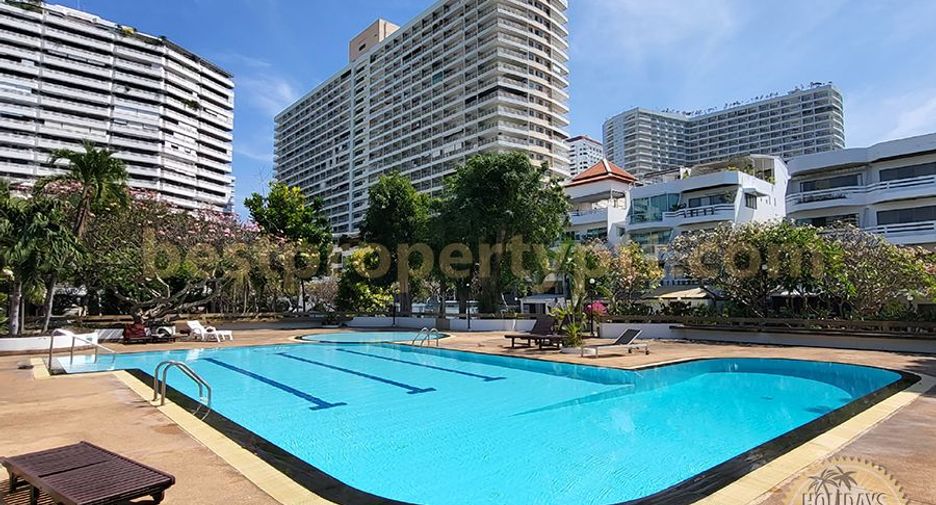 For sale 7 bedrooms townhouse in Bang Lamung, Chonburi