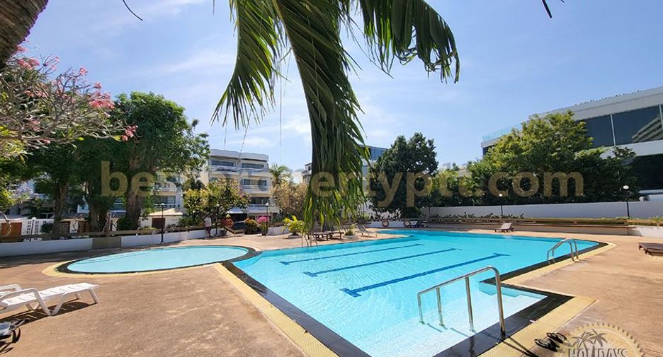 For sale 7 bedrooms townhouse in Bang Lamung, Chonburi