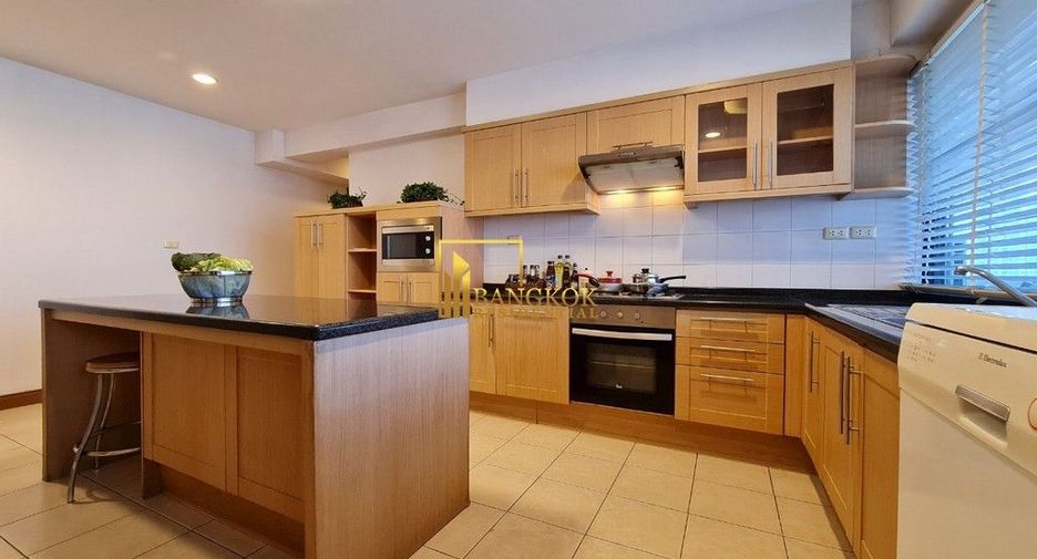 Apartamento en alquiler de 4 habitaciones en Watthana, Bangkok