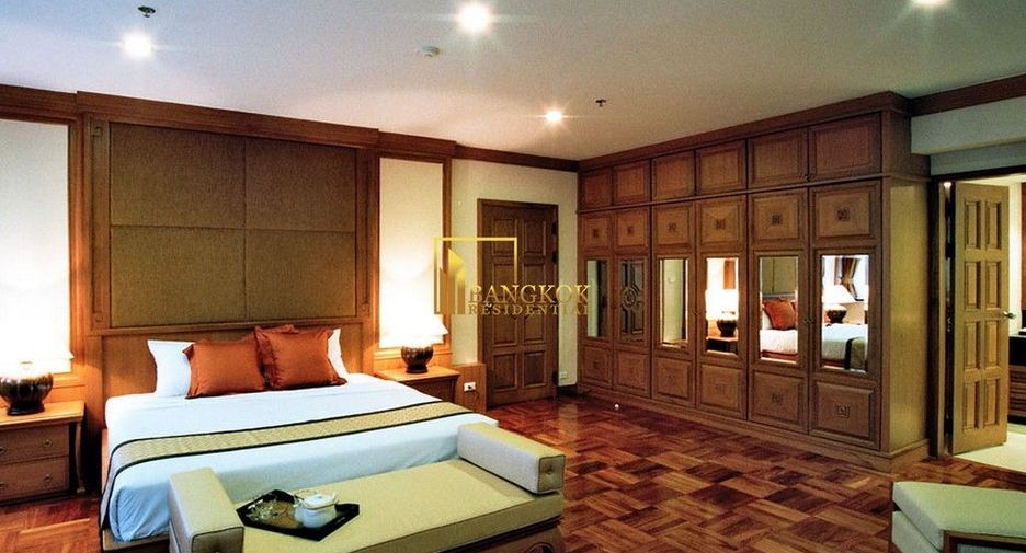 Apartamento en alquiler de 4 habitaciones en Watthana, Bangkok