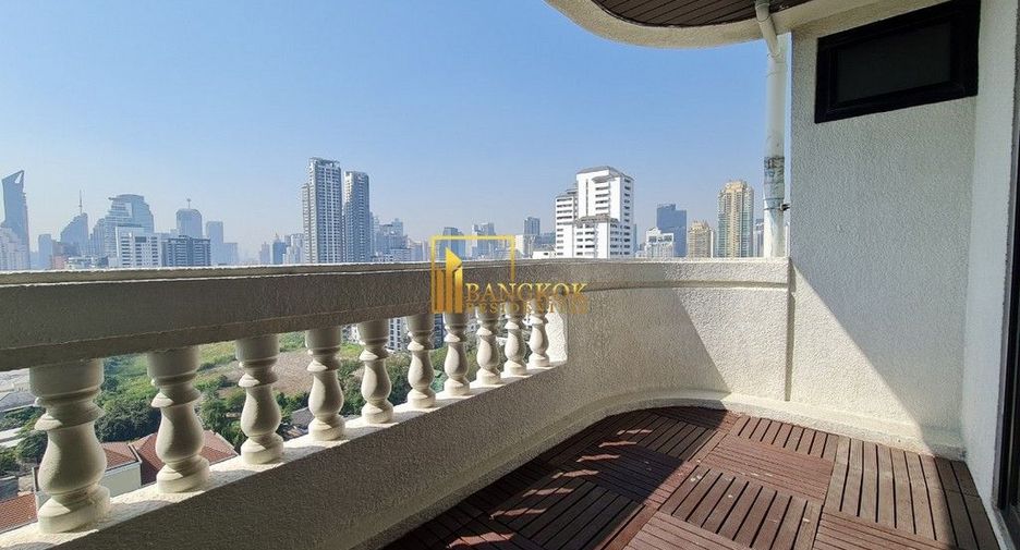 Apartamento en alquiler de 4 habitaciones en Watthana, Bangkok
