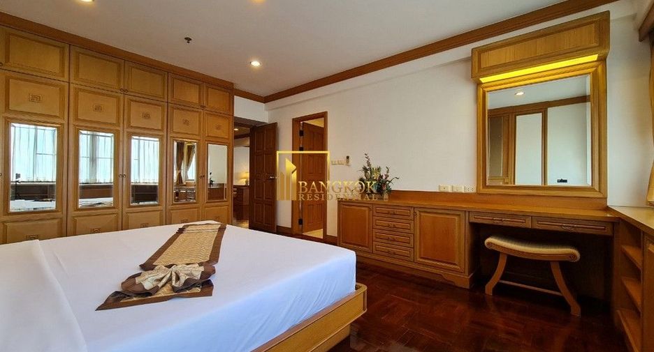 Apartamento en alquiler de 4 habitaciones en Watthana, Bangkok